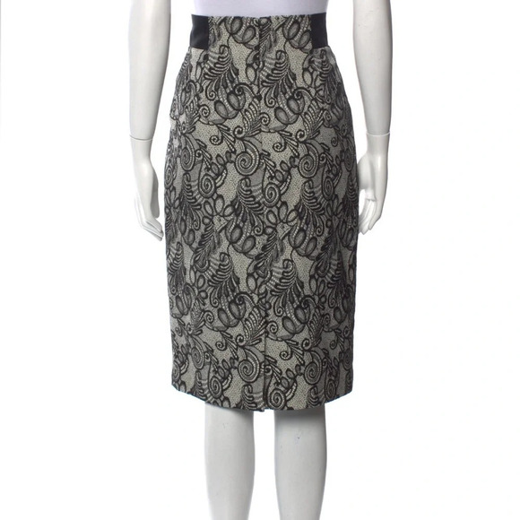 Bill Blass  New York, black/ivory lace high waisted skirt with pockets, size 10 - Picture 12 of 12